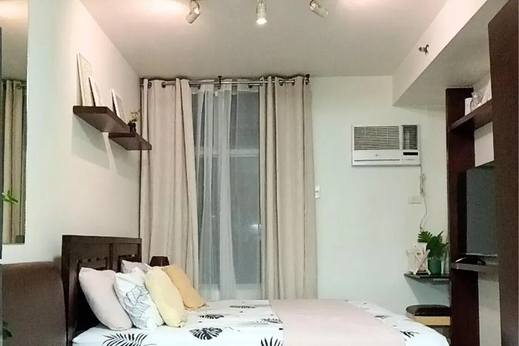Image of Fully-furnished Condo Accommodation in Makati