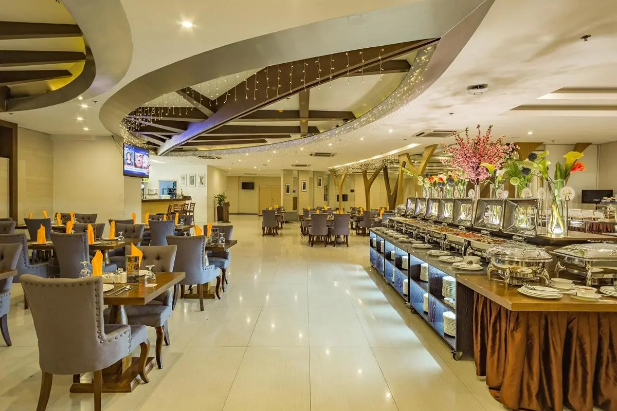 Image 3 of Golden Phoenix Hotel – Manila