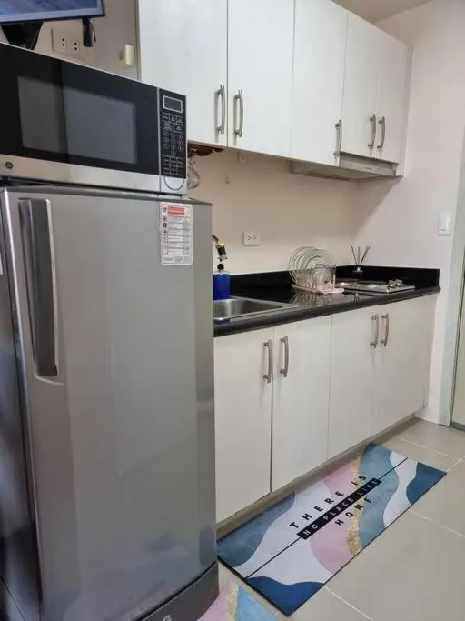 Image 5 of Good Value Makati Studio Unit – Pool View With Balcony