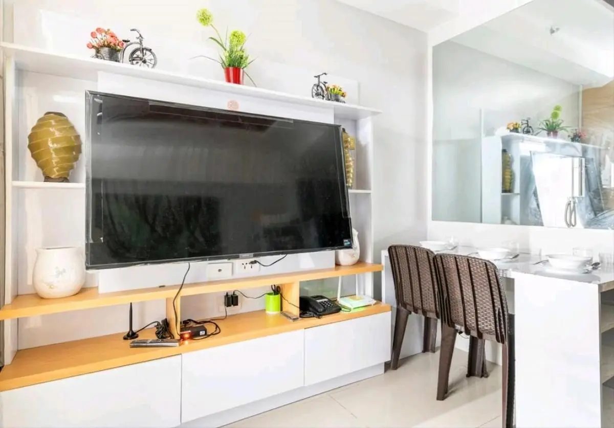 Image 4 of Grass Residences SM North Edsa and Trinoma