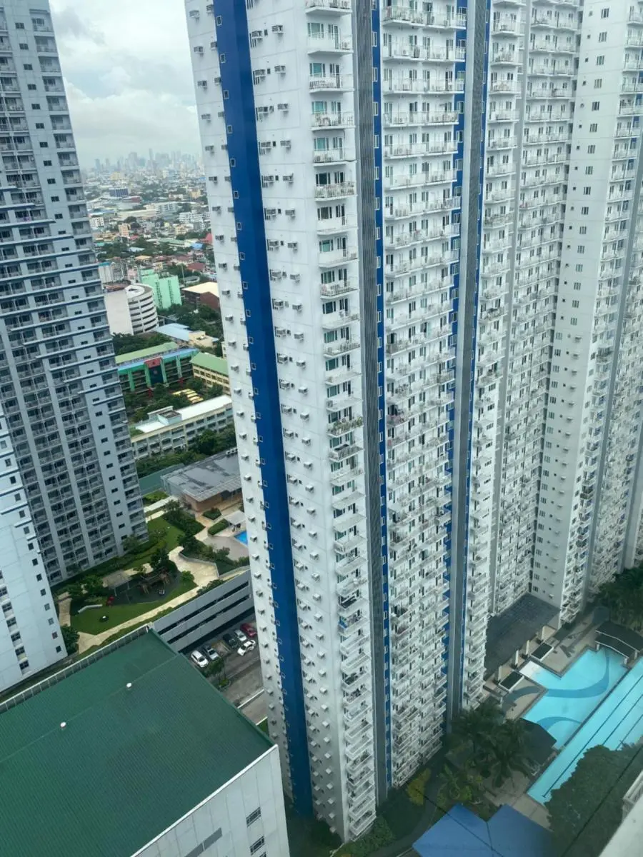 Image 2 of Grass Residences T3 11th Floor with Balcony
