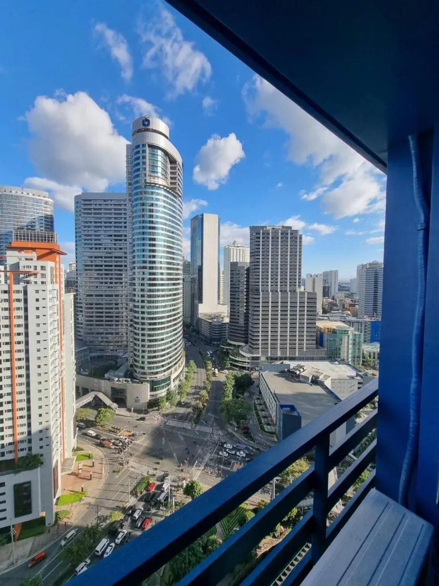Image 3 of Great View 1 BR Condo in Makati near Trident Tower