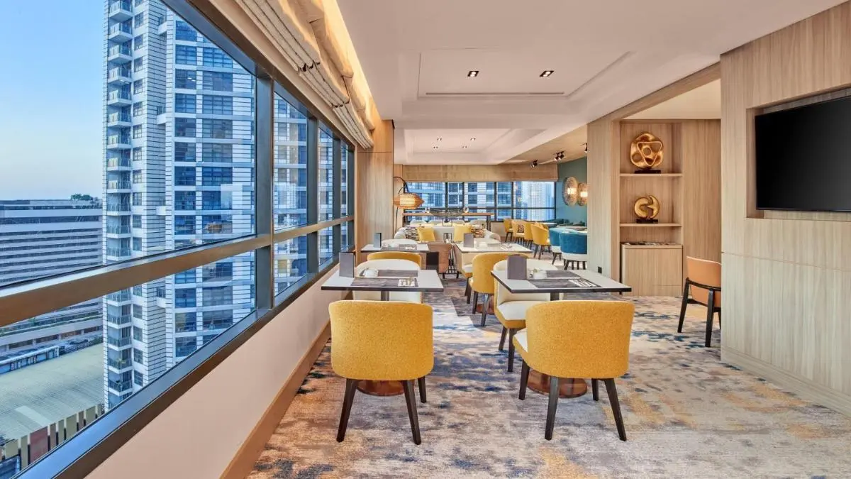 Image 5 of Holiday Inn & Suites Makati by IHG