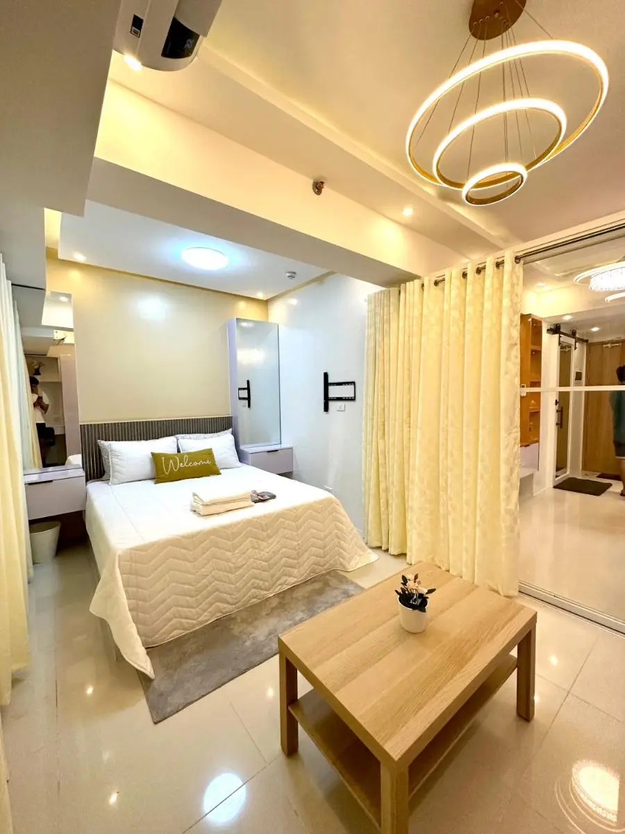 Image 3 of HomeSuiteHome, Shore 3 Residences Moa Complex, Pasay City