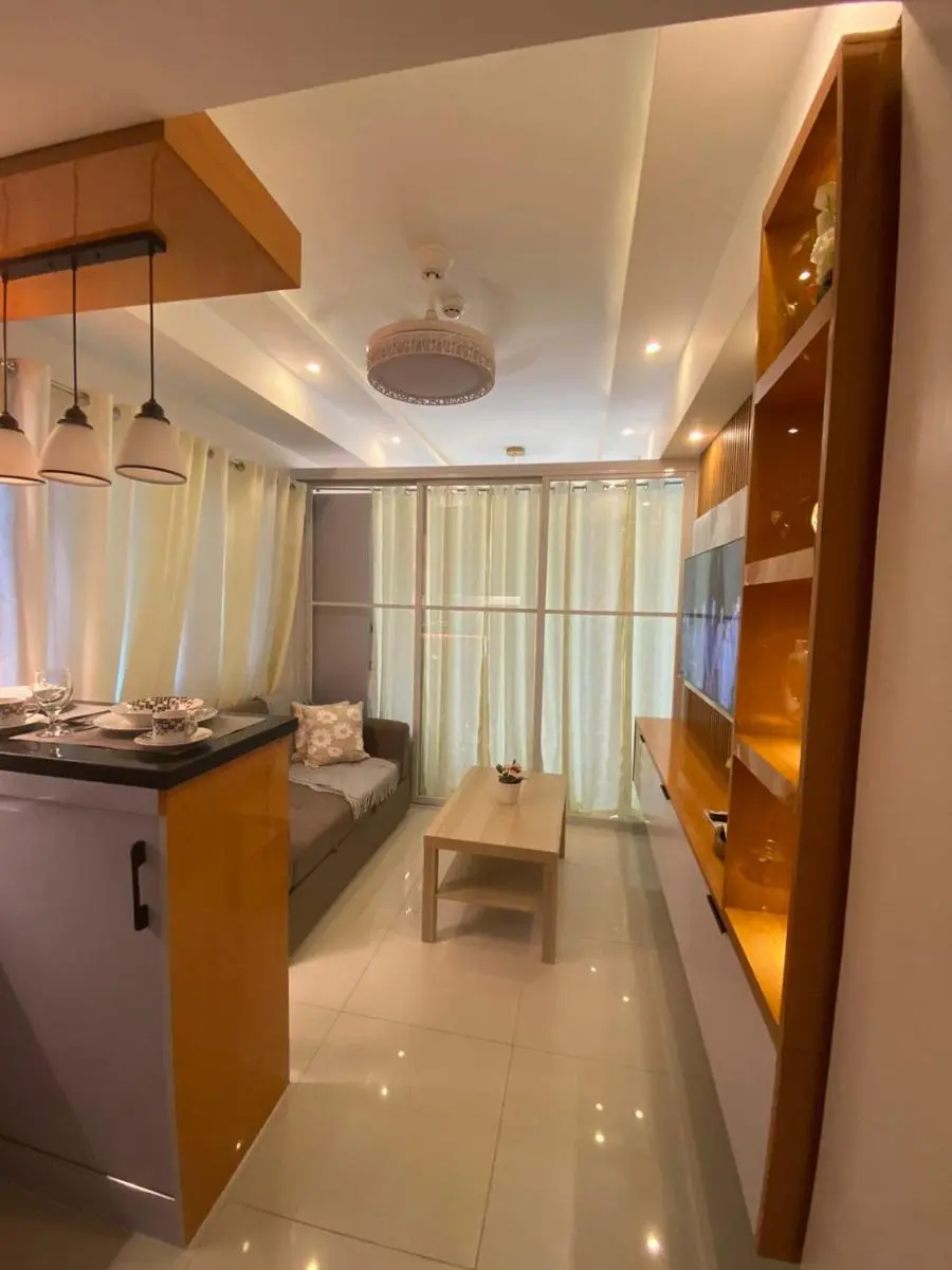 Image 4 of HomeSuiteHome, Shore 3 Residences Moa Complex, Pasay City