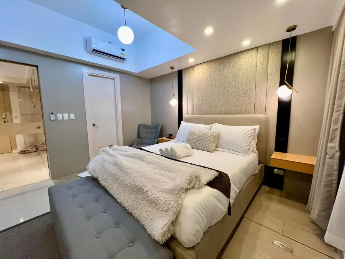Image 6 of Hotel Vibe Condo at Uptown Parksuites BGC