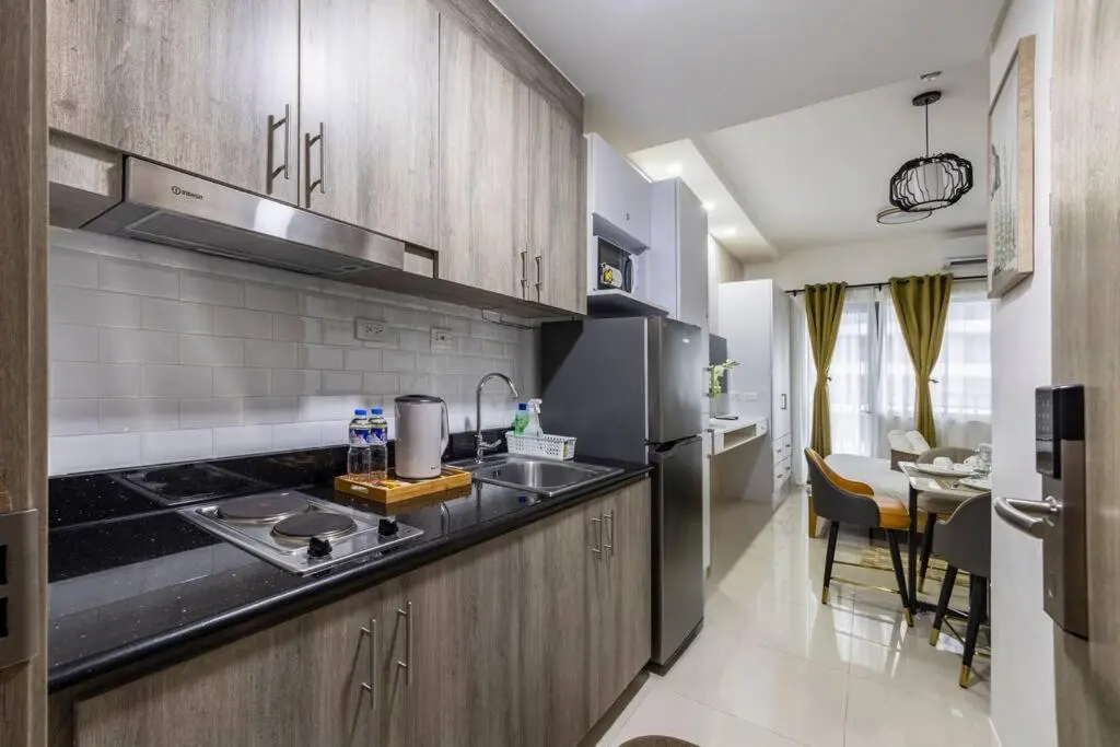 Image 4 of Hotel style Unit 2924 Fame