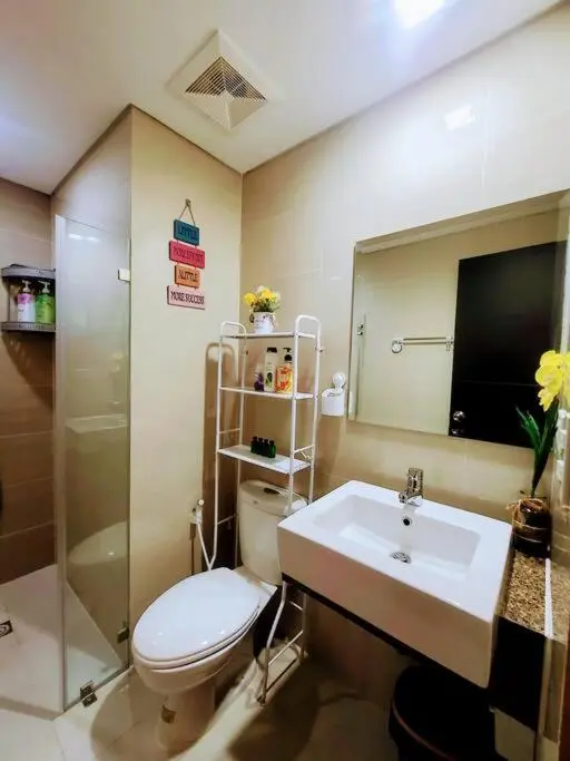 Image 5 of House of B&Y at 101 Newport across NAIA T3