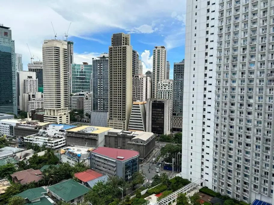 Image 6 of JAZZ Residences – 1 Bedroom with Balcony – Cable, Wifi & Netflix