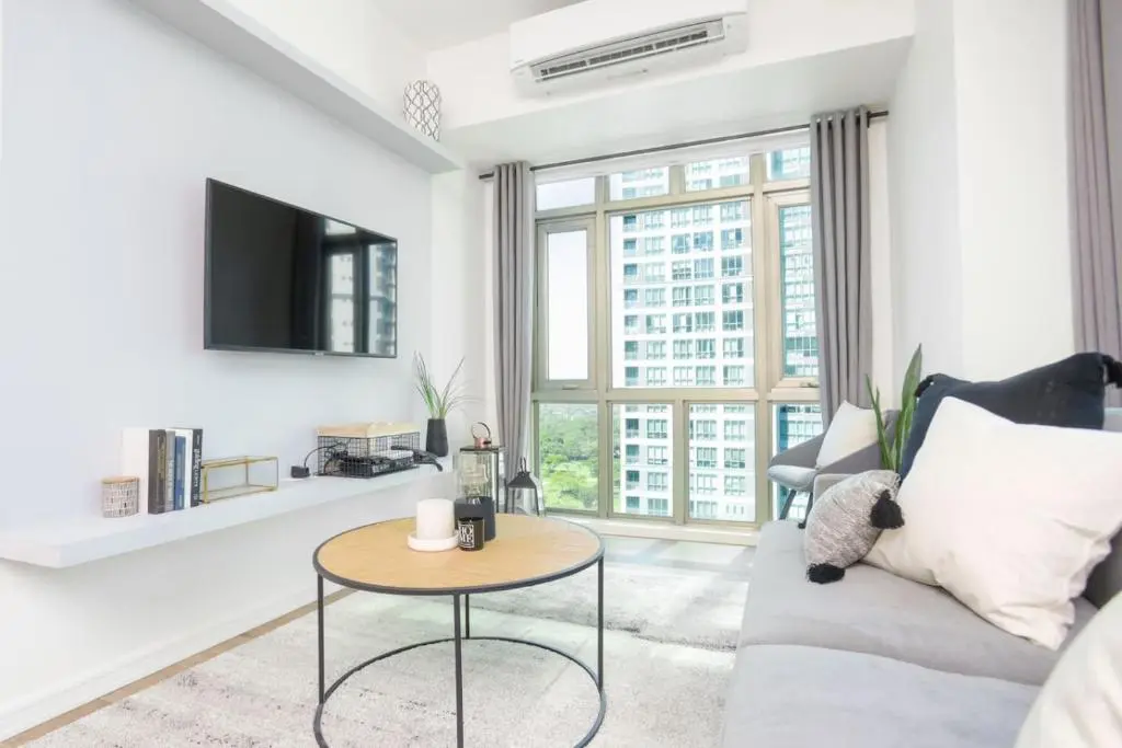 Image of Julias Upscale Airy Getaway 1 BR Golf View