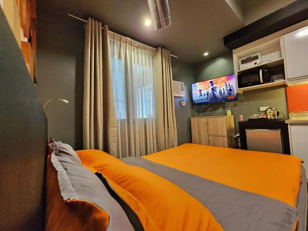 Image of KL Tower Residences near Greenbelt Makati
