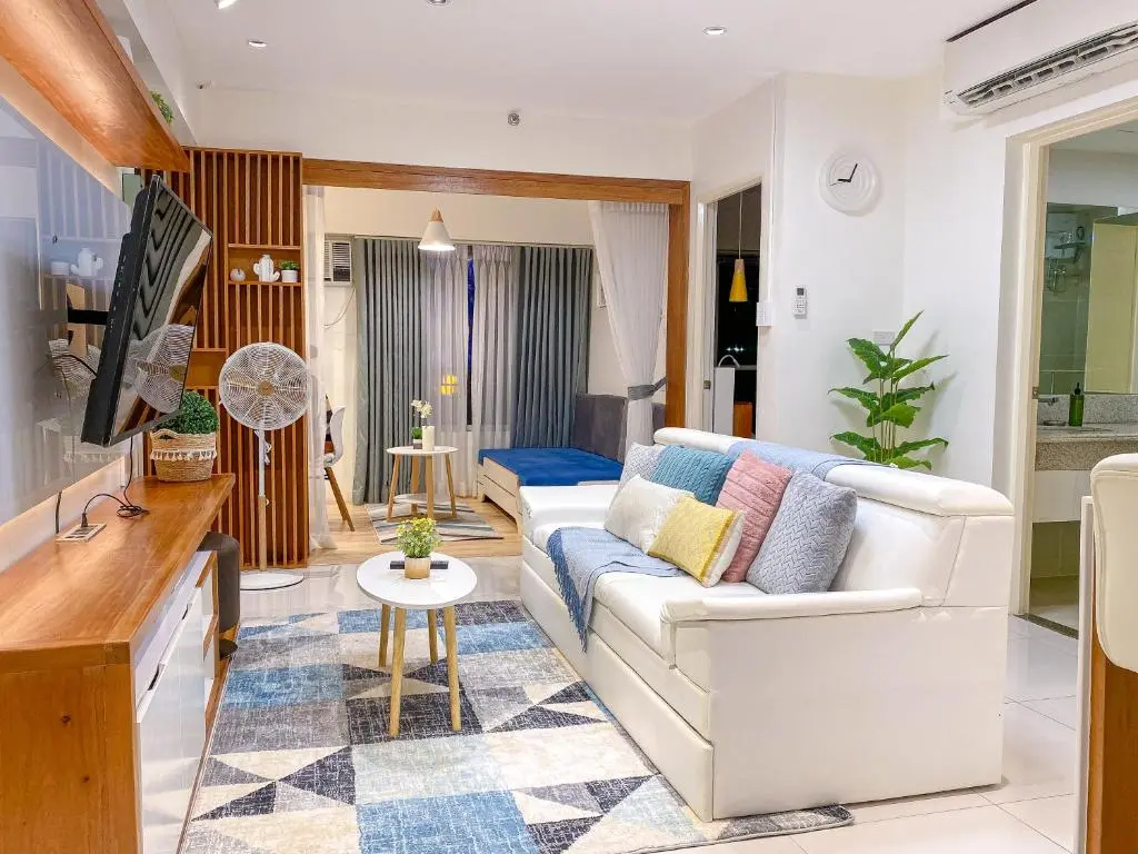 Image of Large 1-Bedroom Condo 60sqm Makati Rockwell CBD Poblacion