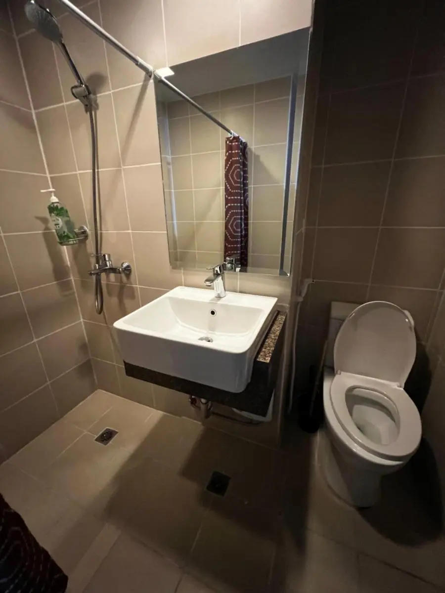 Image 2 of Large studio Cubao with 2 beds