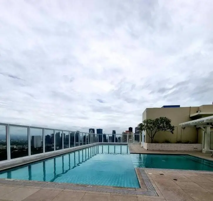 Image 2 of Lovely 1 bedroom at Vista Shaw Residences