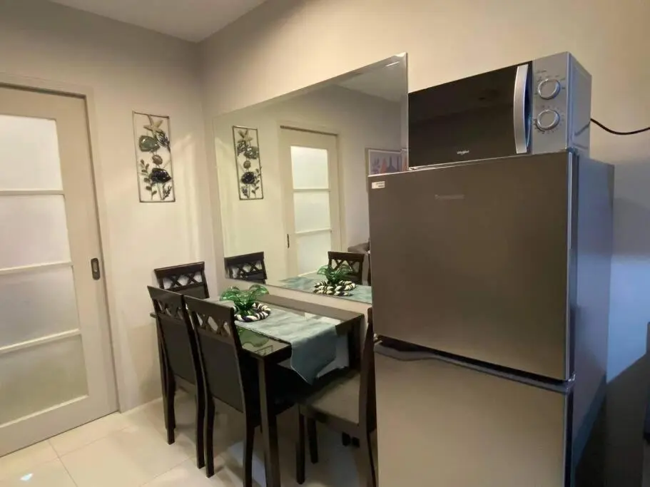 Image 4 of Lovely 1 bedroom at Vista Shaw Residences
