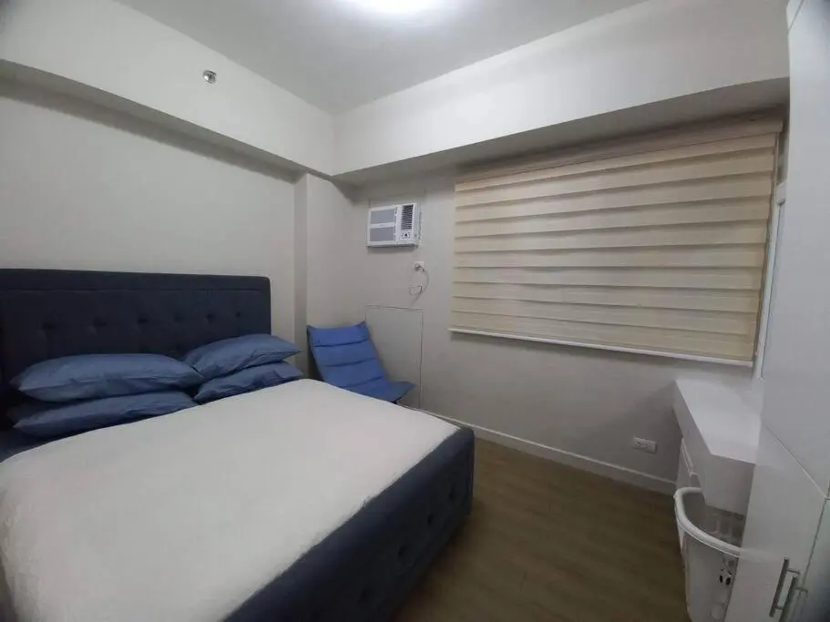 Image 1 of Lovely 1 bedroom at Vista Shaw Residences
