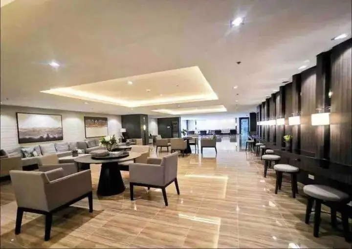 Image 2 of Luxurious Condotel at the heart of Makati