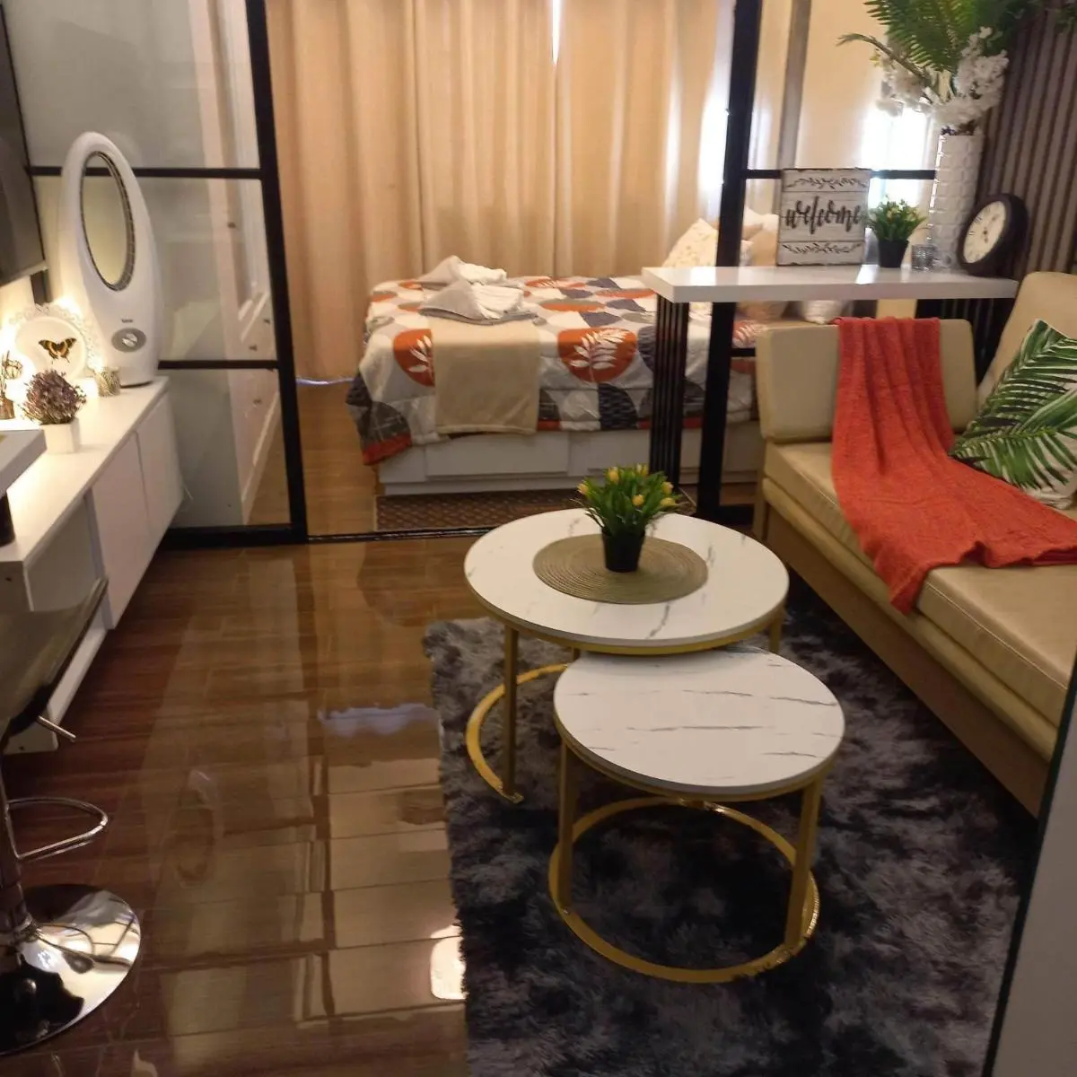 Image 4 of Luxurious Condotel at the heart of Makati