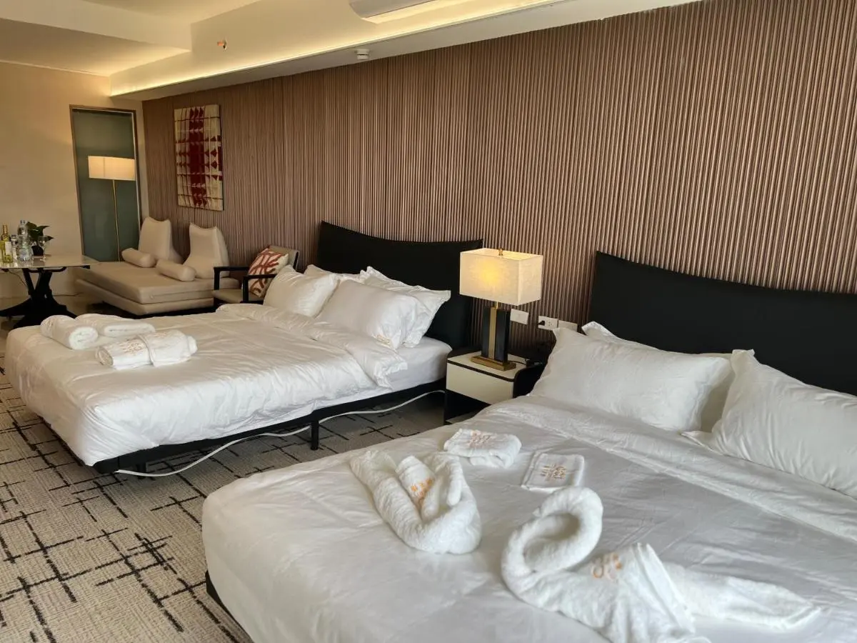 Image 2 of Luxurious European Style Penthouse Modern Apart ment Cross City of Dreams OKADA SOLAIRE MOA Airport