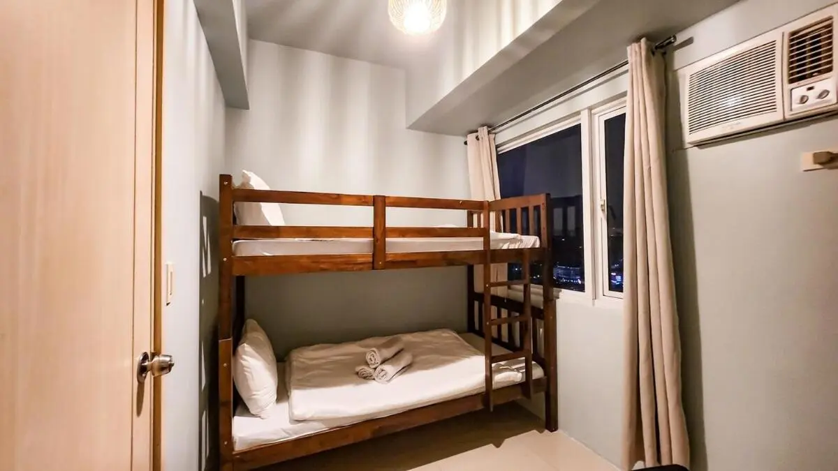 Image 1 of Luxury 2br in Makati with Billiard & Netflix