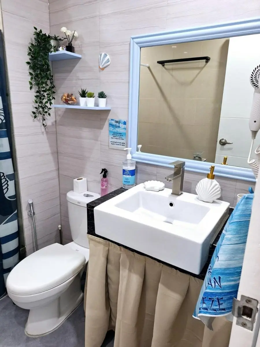 Image 5 of Luxury Coastal Suite, Grand Canal view