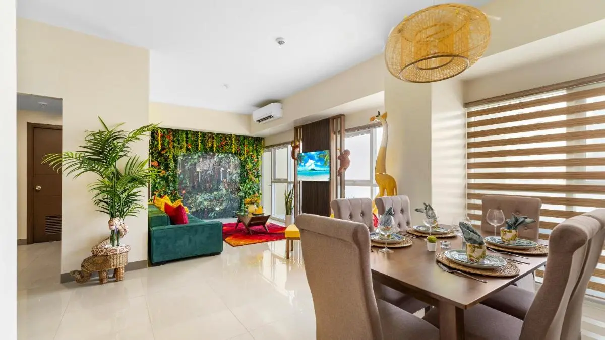 Image 4 of Luxury Condo Ocean View 1,2,3, & 4 Bedrooms Infinity Pool Gym Spa Next to Okada Solaire MOA NAIA Airport