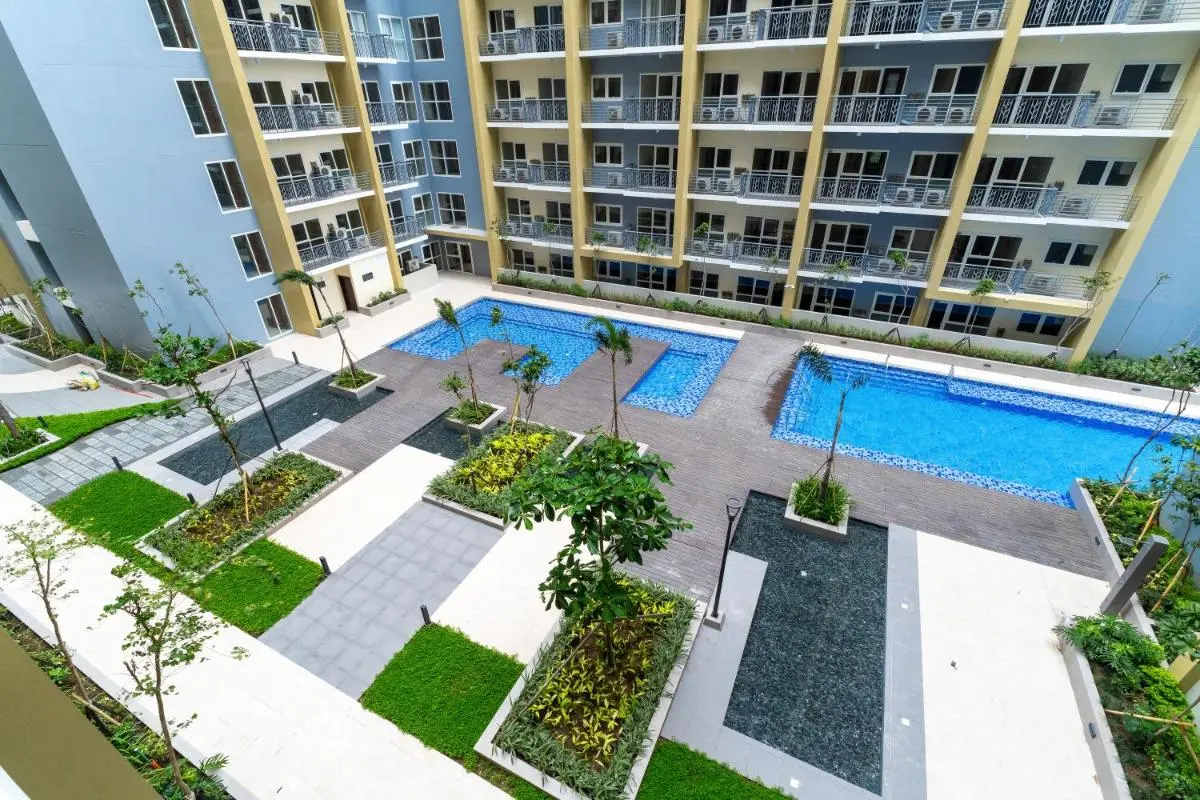 Image 3 of Luxury Condo Ocean View 1,2,3, & 4 Bedrooms Infinity Pool Gym Spa Next to Okada Solaire MOA NAIA Airport