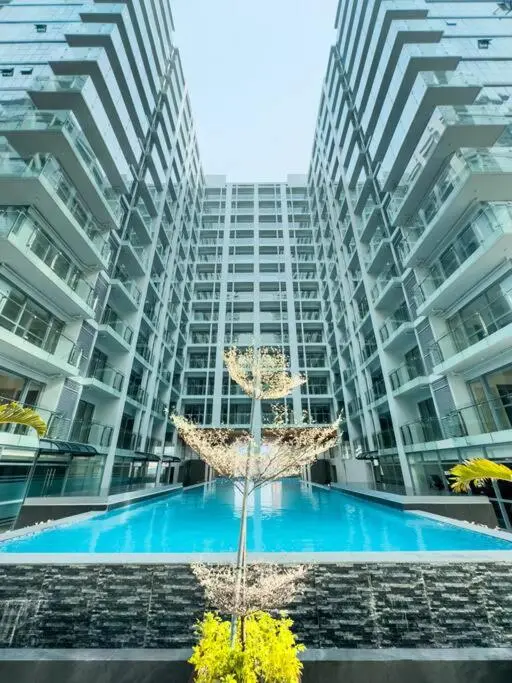 Image 4 of Luxury Hotel near City of Dreams, Solaire, NAIA, and MOA – City of Bridge