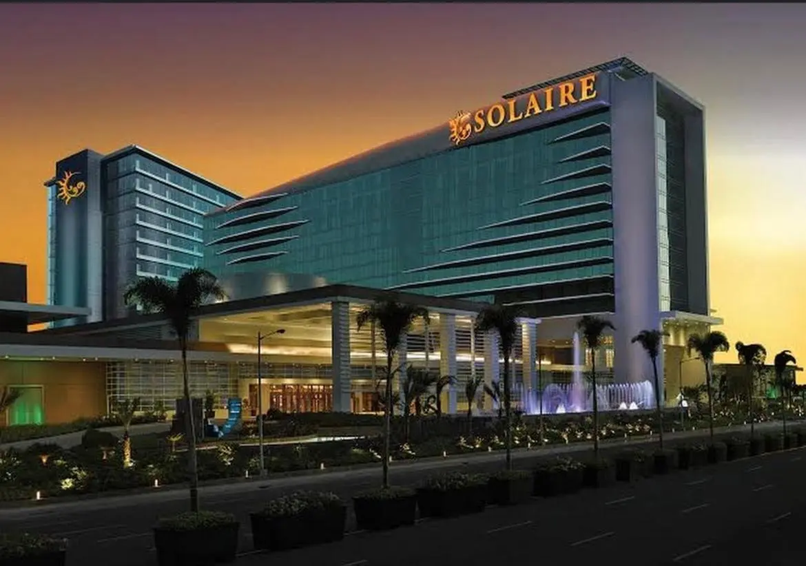 Image 6 of Luxury Hotel near City of Dreams, Solaire, NAIA, and MOA – City of Bridge