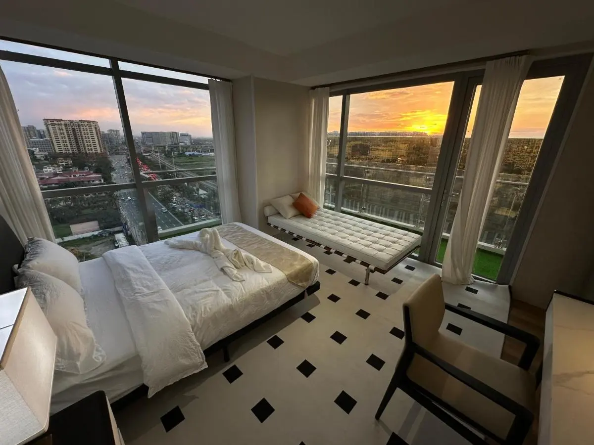 Image 1 of Luxury Penthouse & High-Floor Hotel near City of Dreams, Casino, and Airport