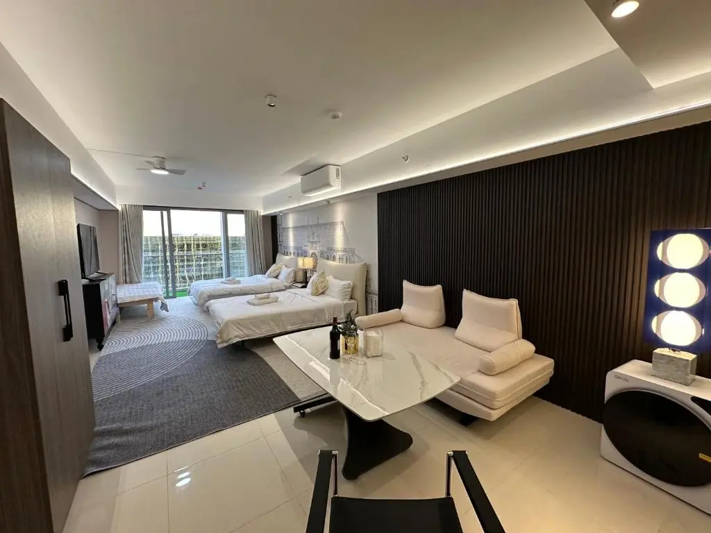 Image of Luxury Penthouse hotel near City of Dreams Airport Okada Solaire Casino2