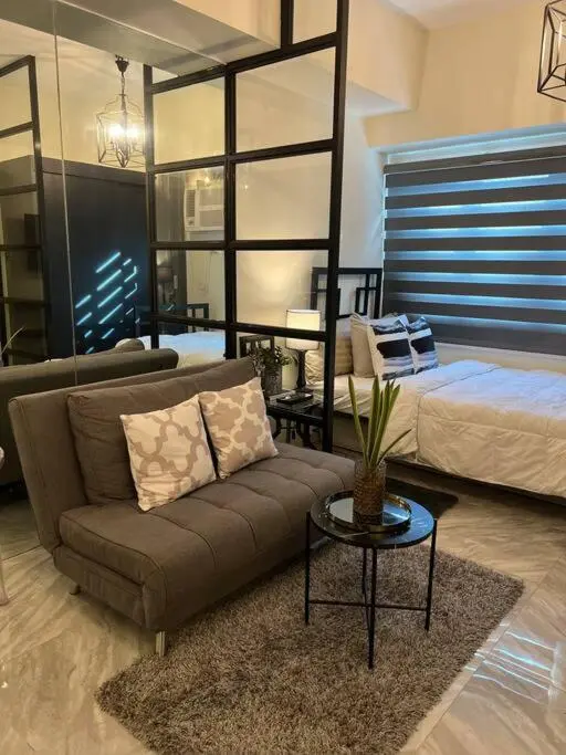 Image 4 of Luxury Style Living-Netflix Ready