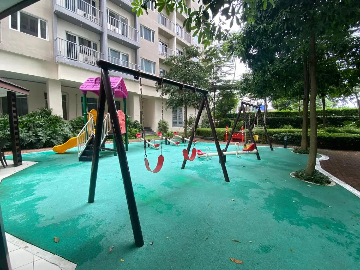 Image 2 of Luxury Two Bedroom with Balcony in SOUTH RESIDENCE of Las Pinas