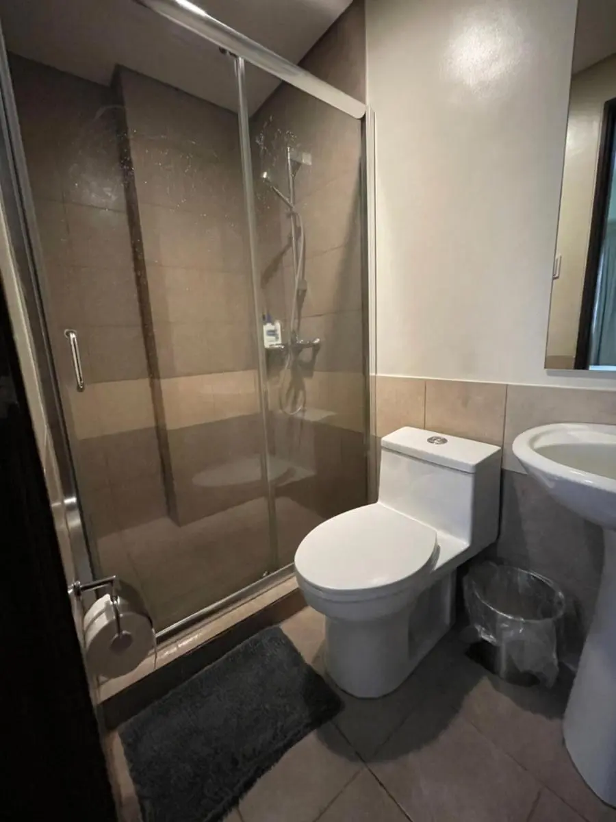 Image 2 of Luxury suite next to Shangrila and Westin Hotels