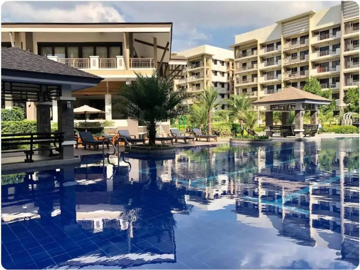 Image 2 of MaRoy Suites at Asteria Residences (Near NAIA with free Parking+Fiber Internet)