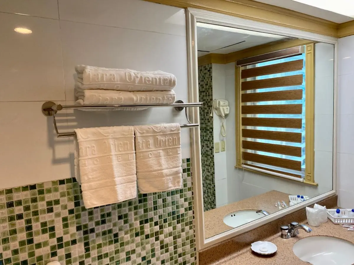 Image 2 of Maharaja Oriental Suite Makati