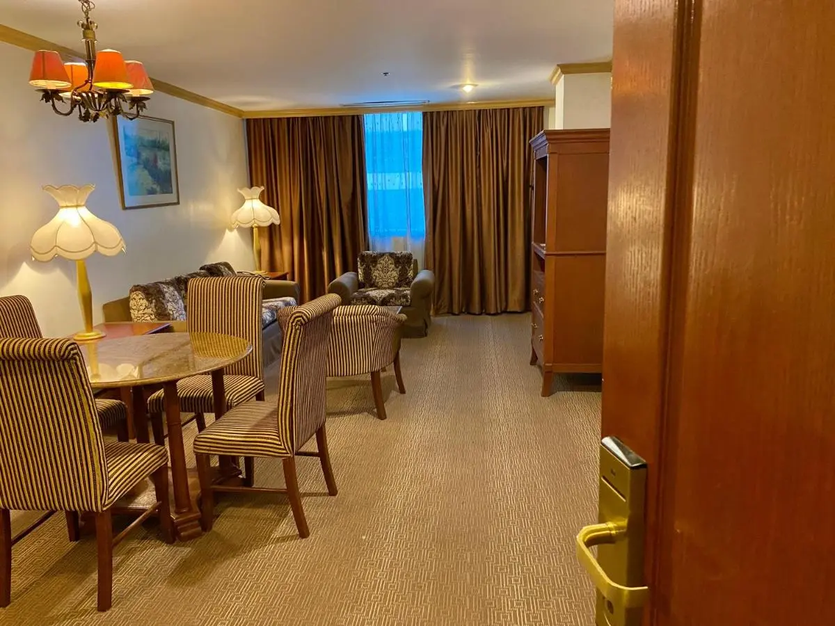 Image 5 of Maharaja Oriental Suite Makati