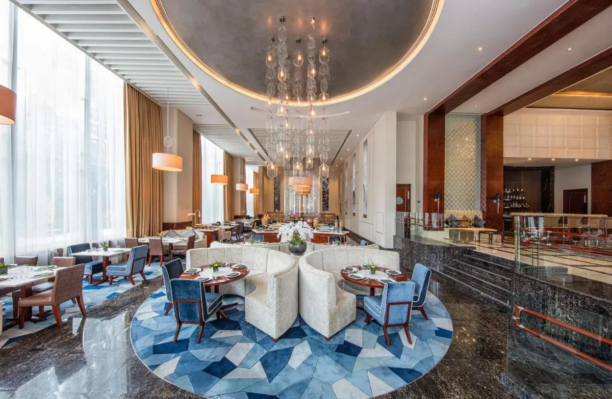 Image 4 of Makati Diamond Residences