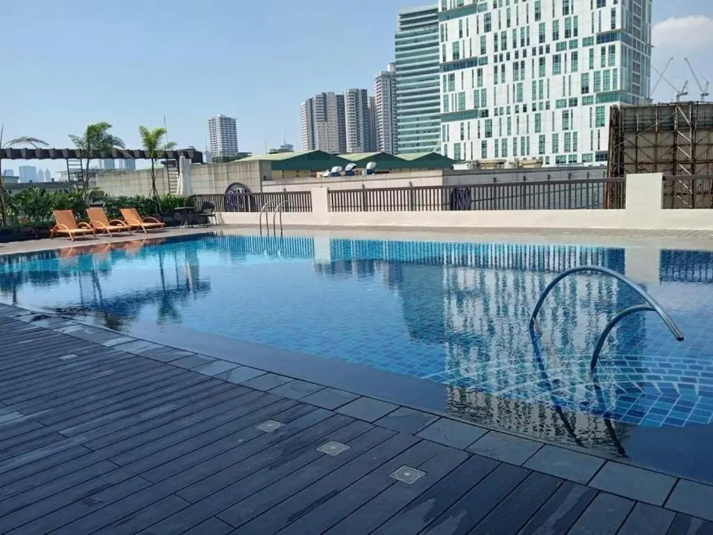 Image 1 of Manhattan Plaza tower 1