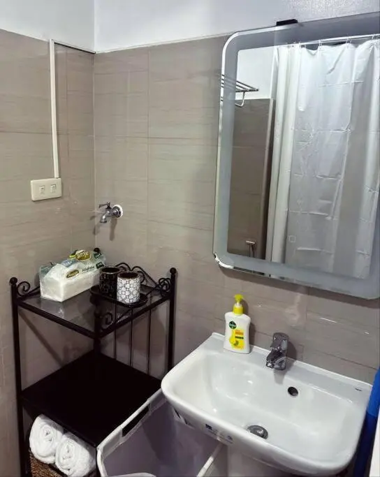 Image 4 of Mid-Century Extent Condo Unit @ Shore 2, MOA