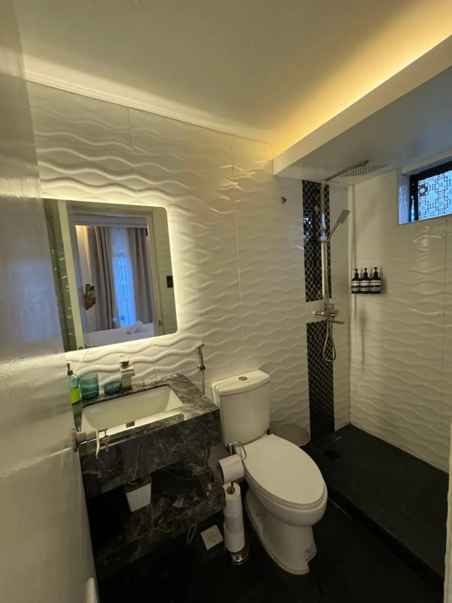 Image 2 of Minimalist Luxury Spacious 1 Bedroom in Burgos Circle