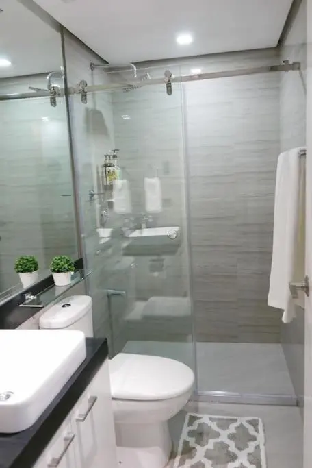 Image 3 of Modern 1BD Executive Suite, Netflix Wifi Pool Gym