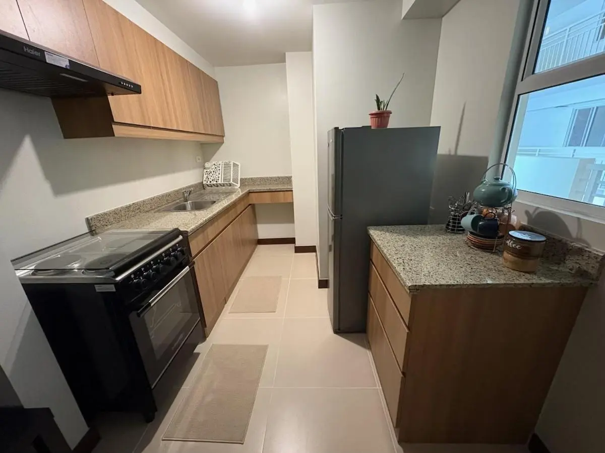 Image 4 of Modern 2BR Condo with Balcony in Central Manila