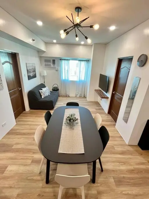 Image 3 of Modern 2BR in Central Makati! Netflix Wi-Fi Pool