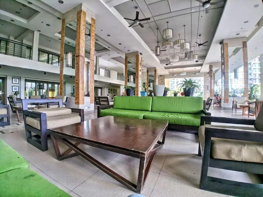 Image 2 of Modern Condo Apt in Flair Tower South, Mandaluyong