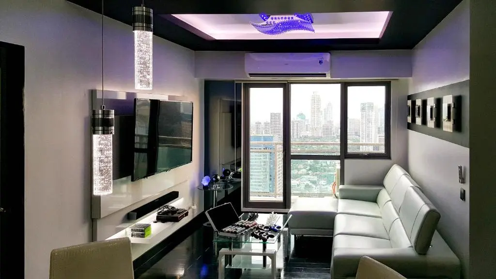 Image of Modern Luxury Lower Penthouse Unit