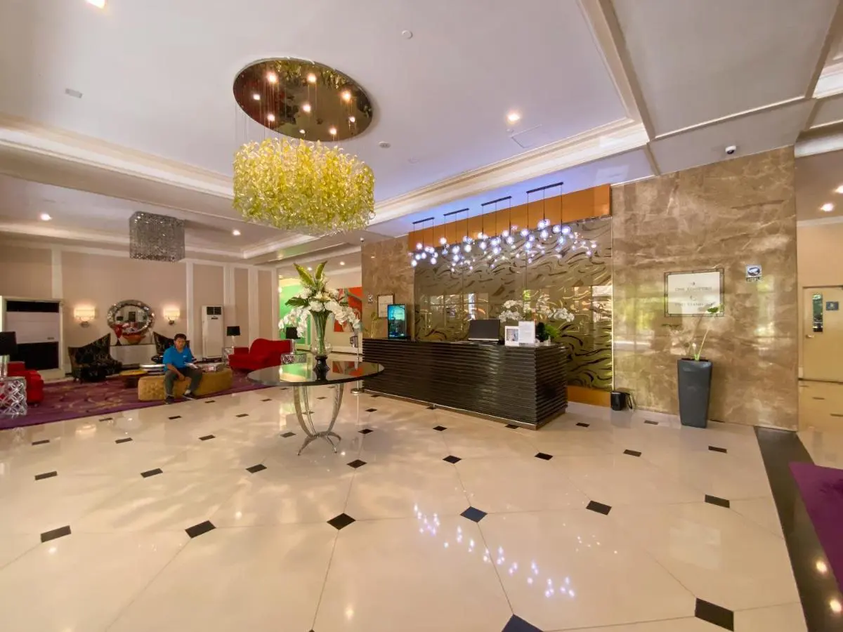 Image 6 of Modern Stylish Condo in Stamford McKinley Wi-Fi