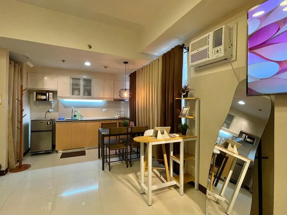 Image 5 of NAIA Terminal 3 Condo Newport with WIFI Netflix Pool