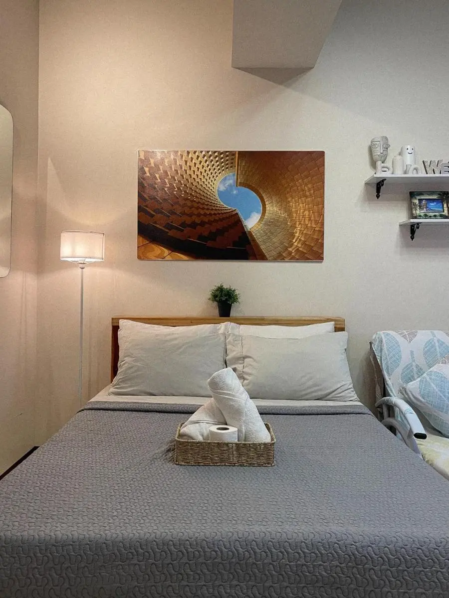 Image 3 of NAIA Terminal 3 Condo Newport with WIFI Netflix Pool