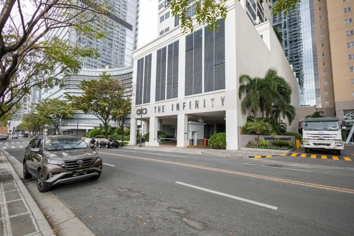 Image 6 of NEW 2BR of 86sqm with Parking & Netflix in BGC